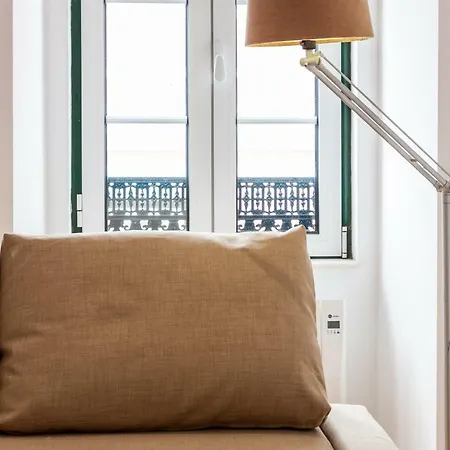 Altido Charming 1br Apt With Workspace In Sao Bento Apartment Lisbon