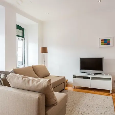 Altido Charming 1br Apt With Workspace In Sao Bento Apartment Lisbon