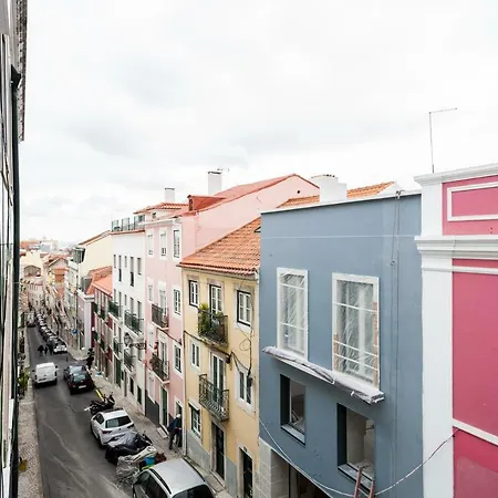 Altido Charming 1br Apt With Workspace In Sao Bento Apartment Lisbon