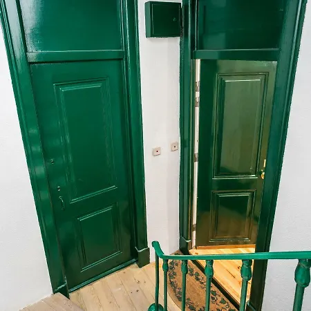 Altido Charming 1br Apt With Workspace In Sao Bento Apartment Lisbon