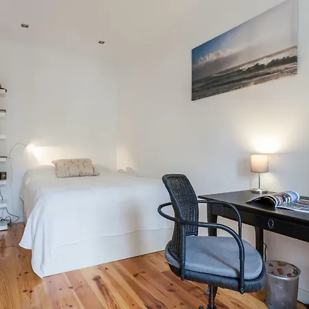 Altido Charming 1br Apt With Workspace In Sao Bento Apartment *